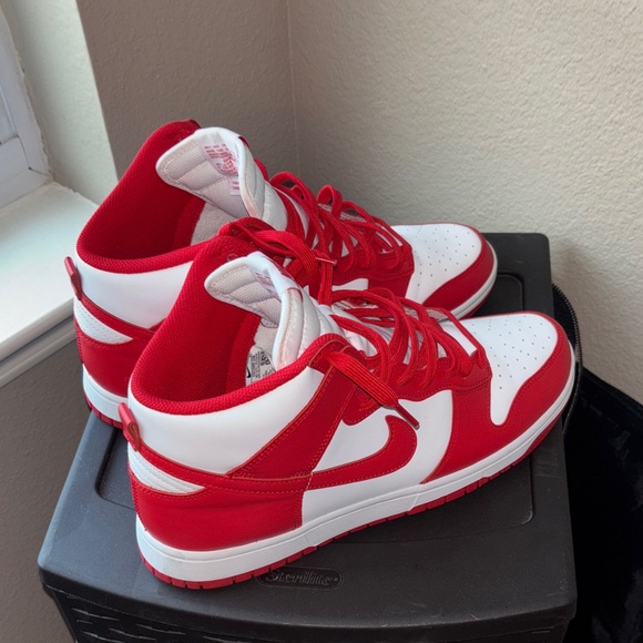 Nike Red and White Dunks - Picture 2 of 9